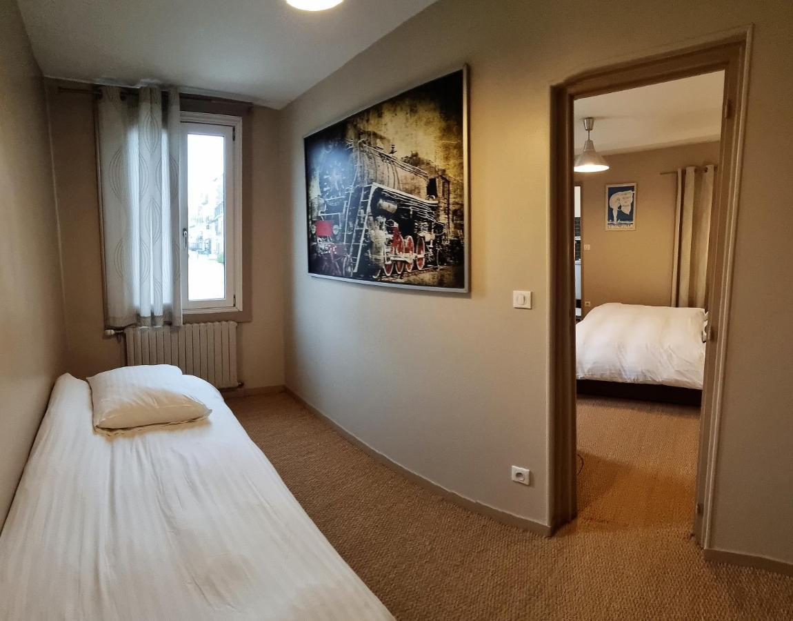 L'Auberge Du Cochon D'Or 뵈즈빌르 외부 사진