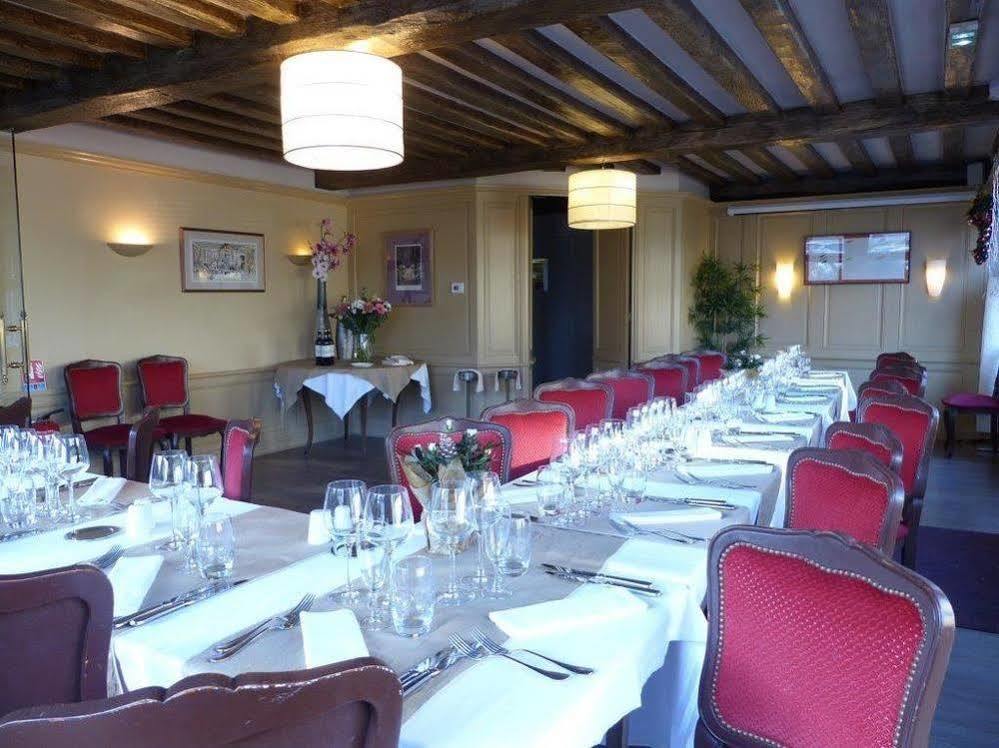 L'Auberge Du Cochon D'Or 뵈즈빌르 외부 사진